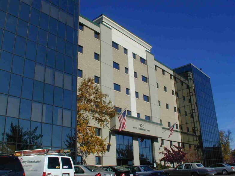 More Photos Of 800 W Cummings Park, Woburn Medical For Lease