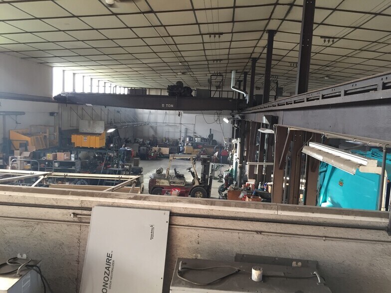 More Photos Of 237 State Rd, Ashtabula Manufacturing For Sale