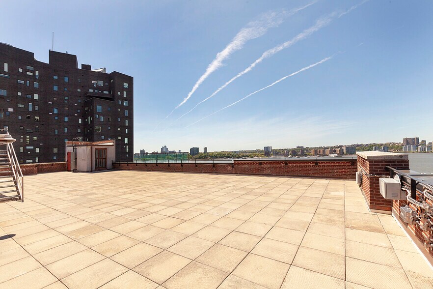 More Photos Of 529 W 20th St, New York Office For Lease