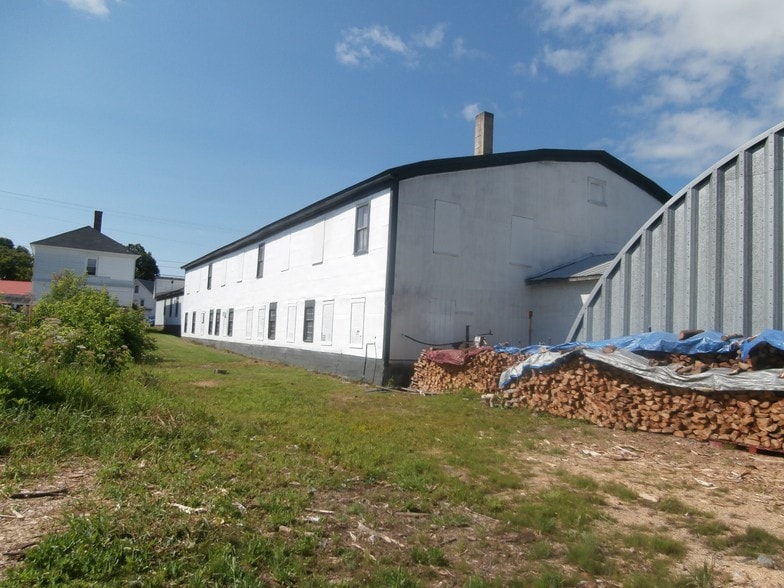 More Photos Of 19 Summer St, Dover-Foxcroft Auto Dealership For Sale