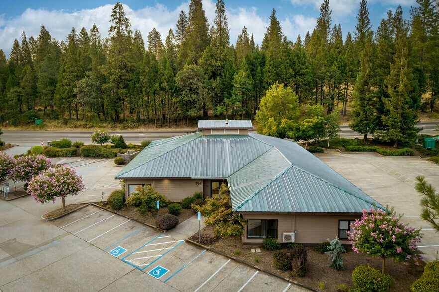 More Photos Of 944 McCourtney Rd, Grass Valley Unknown For Lease