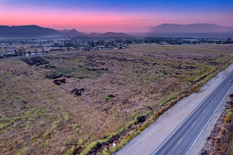 More Photos Of 0 Gibson Ave & Montgomery ave, Nuevo Land For Sale