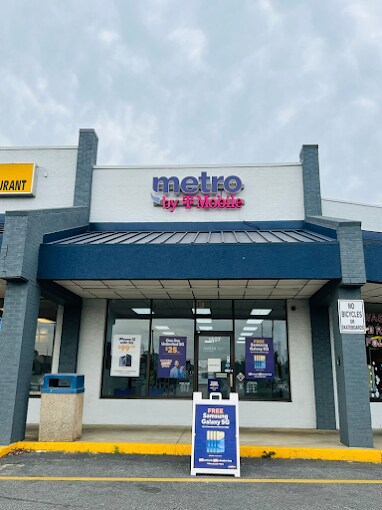 More Photos Of 1448 E Main St, Rock Hill Storefront For Lease