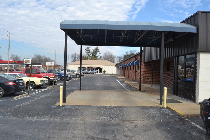 More Photos Of 2214 Osborne St, Humboldt Medical For Lease