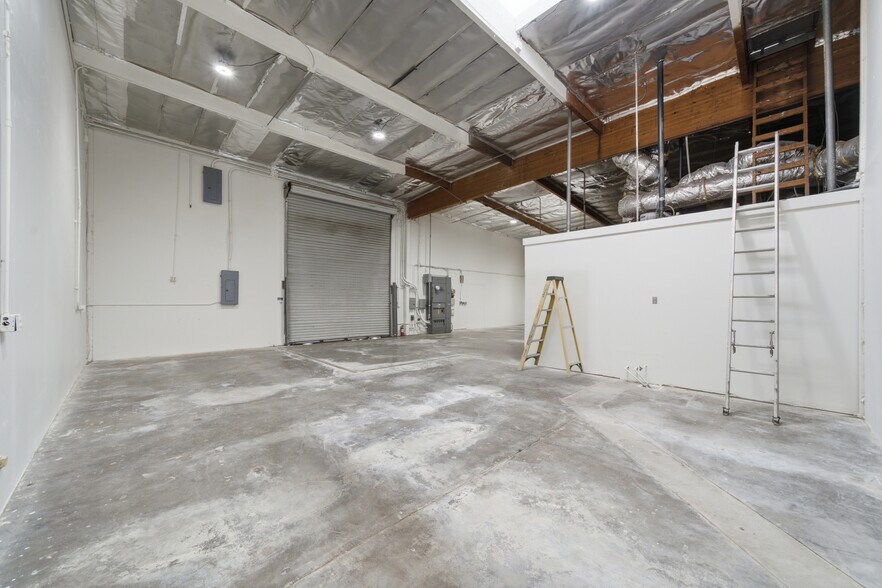 More Photos Of 11560 Seaboard Cir, Stanton Warehouse For Sale