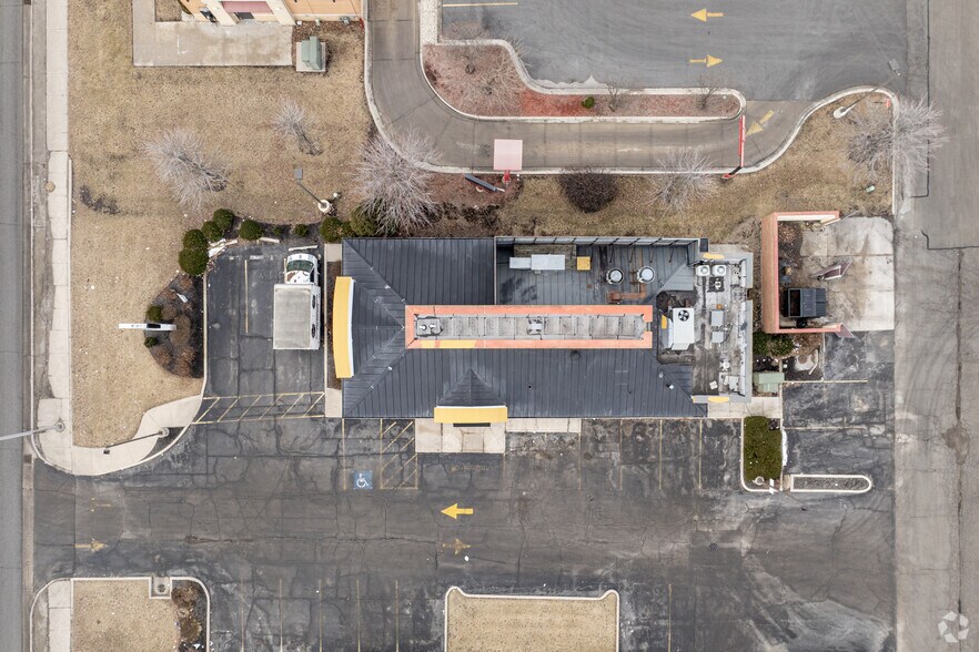 More Photos Of 7120 W 159th Street & Harlem Ave, Orland Park Fast Food For Lease