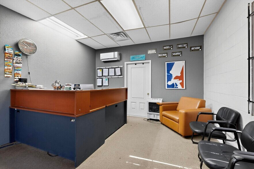 More Photos Of 2105 Aztec Rd NE, Albuquerque Warehouse For Sale
