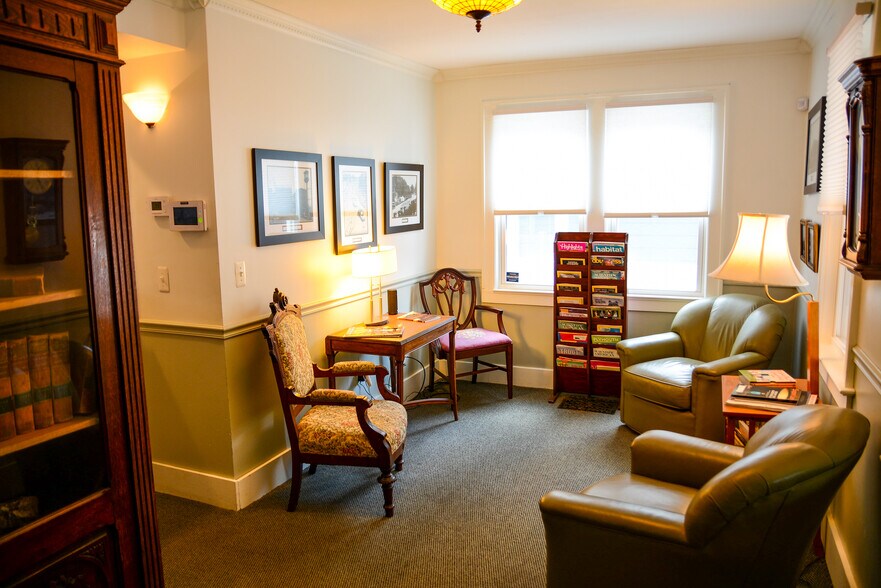 More Photos Of 1158 S Main St, Plymouth Office For Sale