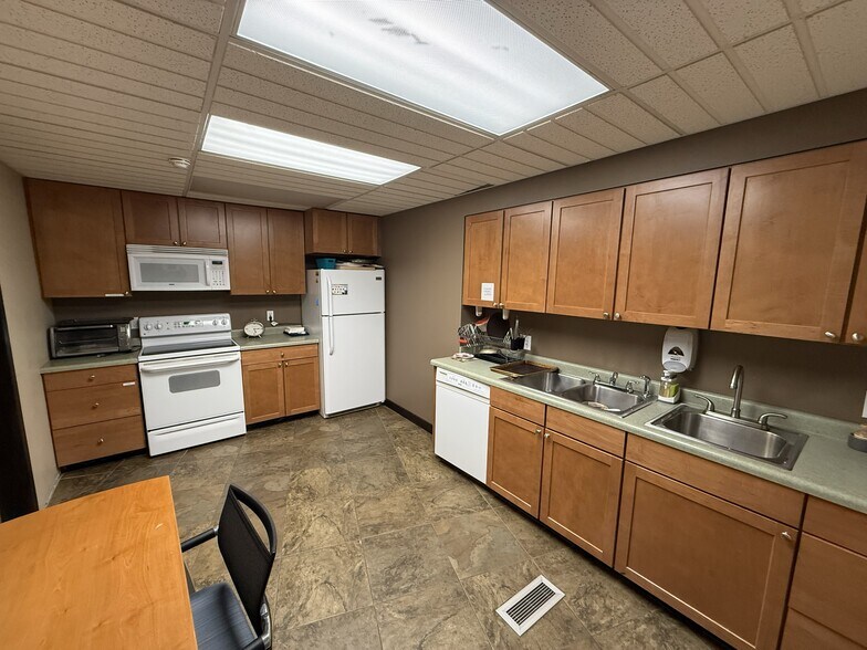 More Photos Of 170 S 1000 E, Salt Lake City Medical For Lease