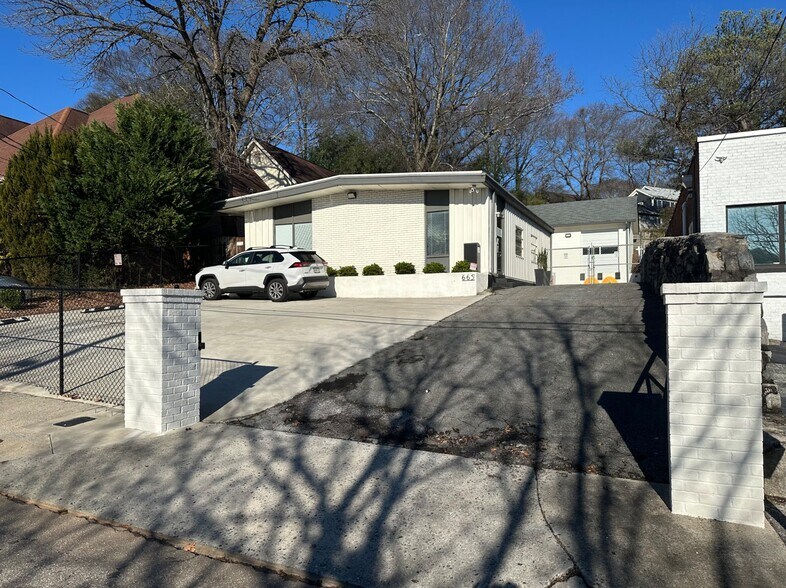 Primary Photo Of 665 Antone St NW, Atlanta Flex For Sale
