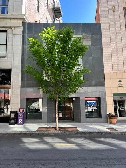 More Photos Of 37 Haywood St, Asheville Office For Lease