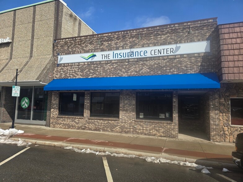 Primary Photo Of 720 5th Ave, Antigo Office For Sale