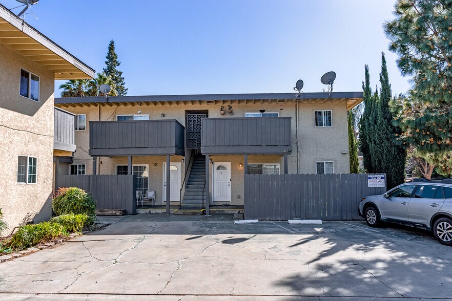 More Photos Of 928-930 Ravenscourt Ave, Campbell Apartments For Sale