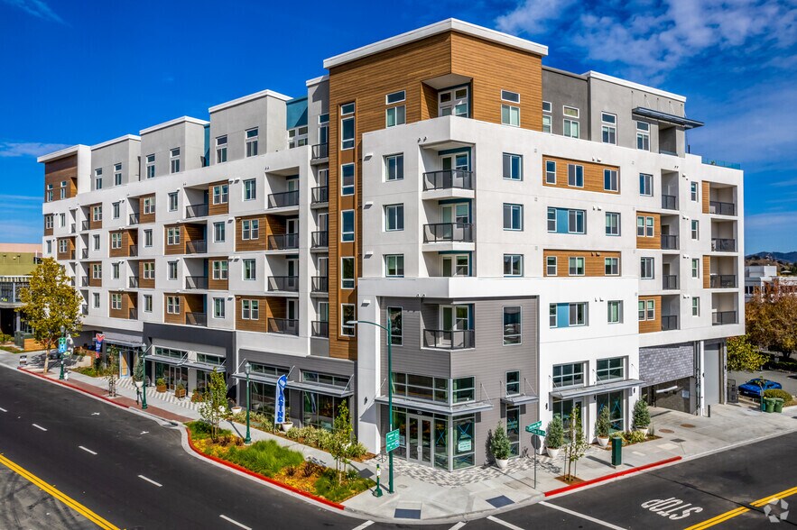 Primary Photo Of 1910 N Main St, Walnut Creek Apartments For Lease