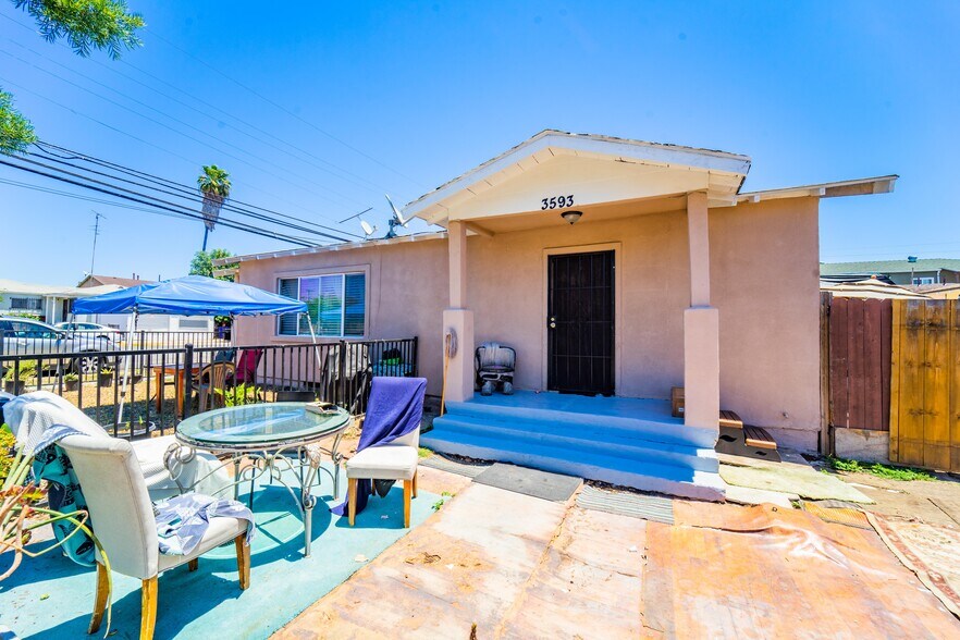 More Photos Of 4451 Dwight St, San Diego Apartments For Sale