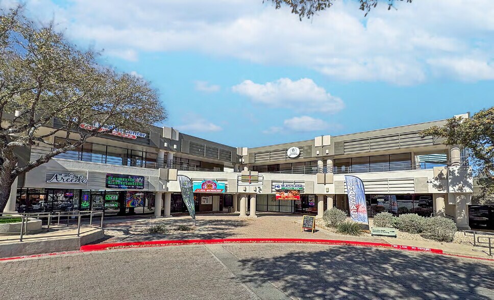 More Photos Of 7271 Wurzbach Rd, San Antonio Storefront Retail Office For Lease