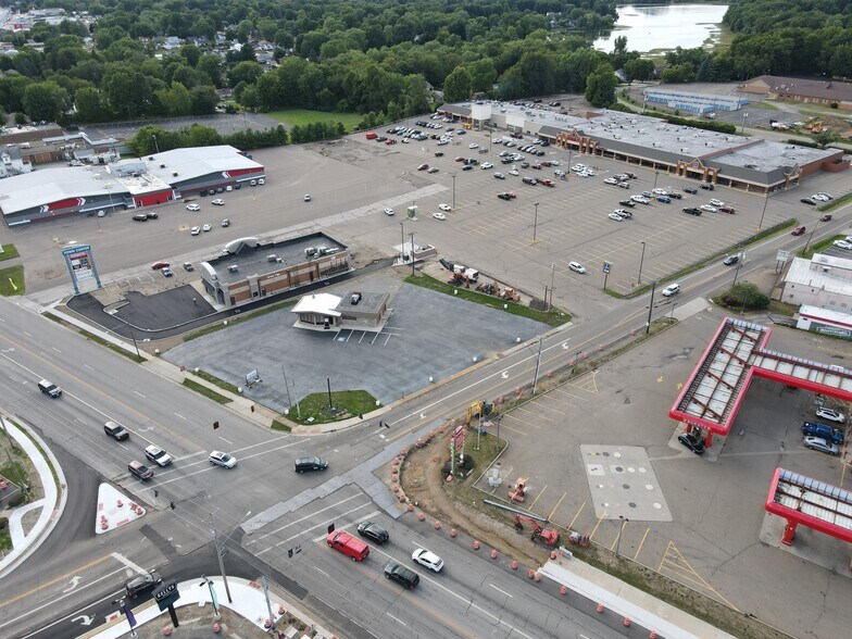 More Photos Of 5101 Tuscarawas St W, Canton Land For Lease