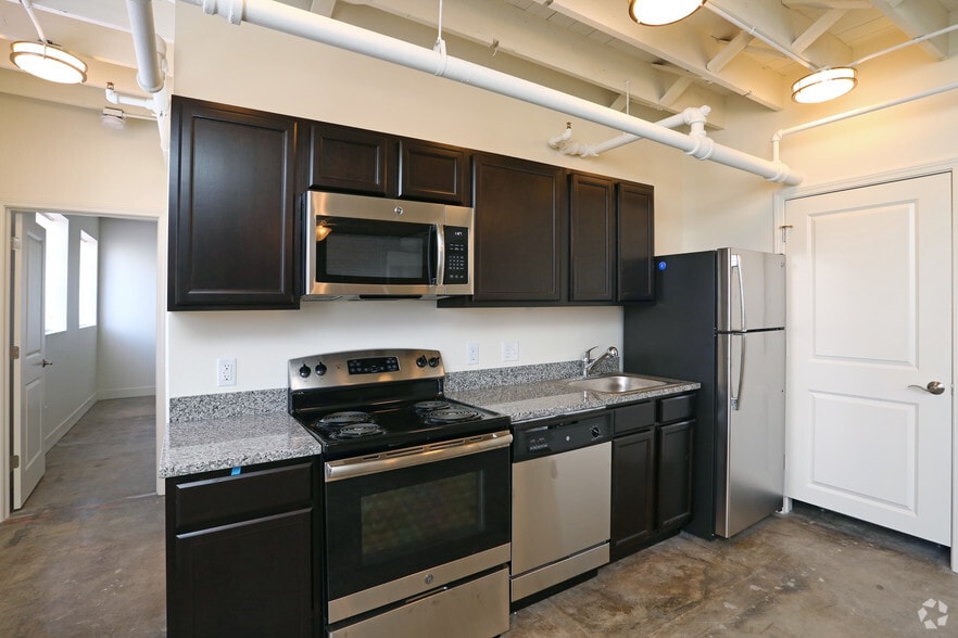 More Photos Of 615 Ferry St, Lafayette Apartments For Sale