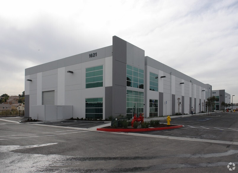 More Photos Of 1621 Ord Way, Oceanside Warehouse For Lease