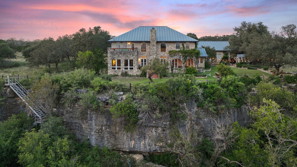 More Photos Of 5229 Hupedo Ranch Rd, Spicewood Specialty For Sale