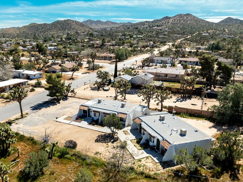 More Photos Of 7772 Jemez Trl, Yucca Valley Multifamily For Sale