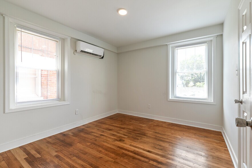 More Photos Of 2400 Barton Ave, Richmond Apartments For Sale