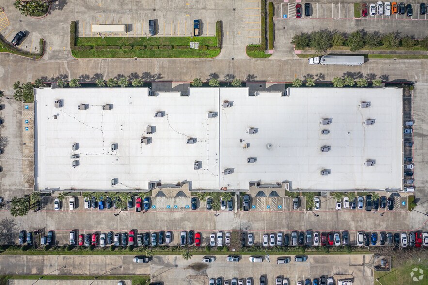 More Photos Of 16969 Texas Ave, Webster Office For Lease