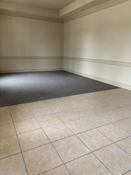 More Photos Of 5777 Sienna Pky, Missouri City Office For Lease