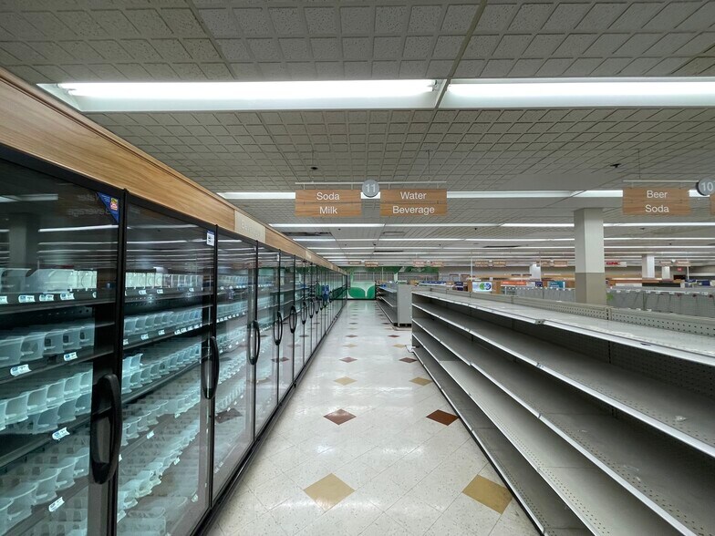 More Photos Of 1679 Bedford Ave, Brooklyn General Retail For Sale