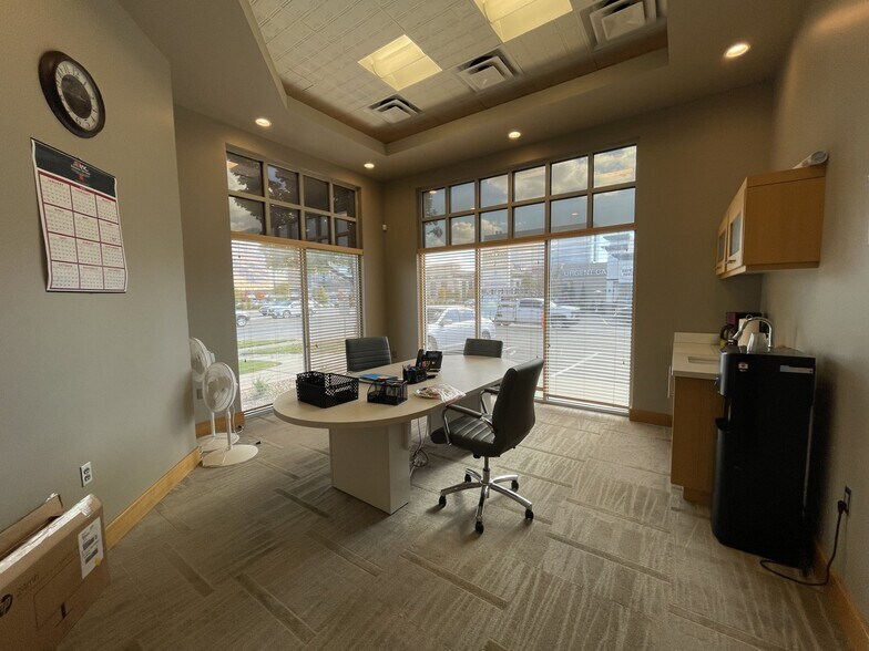 More Photos Of 1215 N 500 W, Provo Storefront For Lease