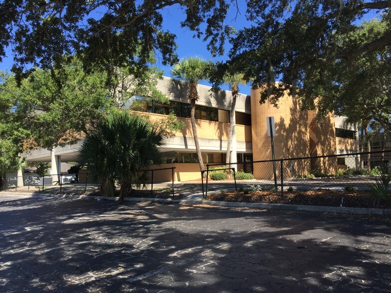 More Photos Of 4612 N Habana Ave, Tampa Medical For Sale