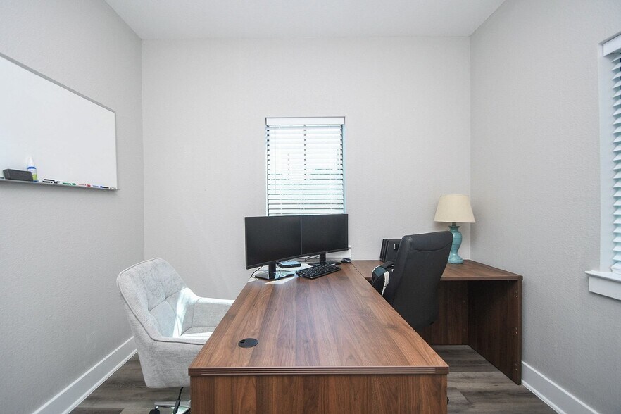 More Photos Of 23219 Red River Dr, Katy Medical For Sale