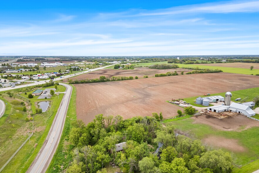 More Photos Of 1600 Planeview Dr, Oshkosh Land For Sale