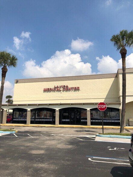 More Photos Of 4617 Lake Worth Rd, Lake Worth Unknown For Lease