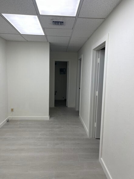 More Photos Of 2631 E Oakland Park Blvd, Fort Lauderdale Medical For Lease