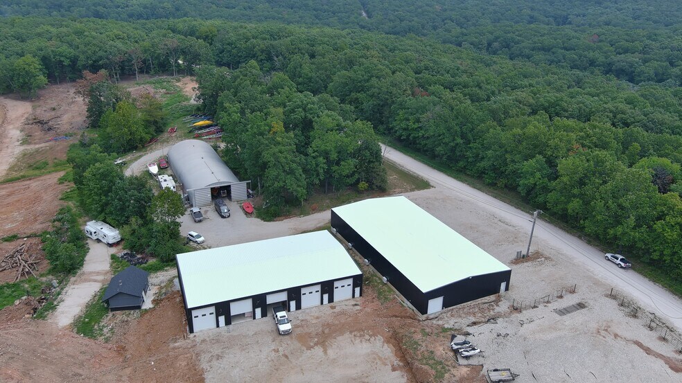 More Photos Of 100 Man Cave, Sunrise Beach Self Storage For Sale