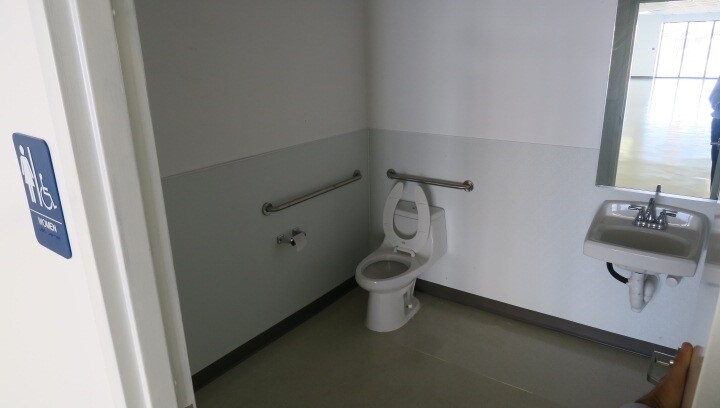 More Photos Of 6734 Larkwood Dr, Houston Freestanding For Lease