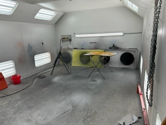 More Photos Of 1834 E 38th St, Indianapolis Auto Repair For Sale