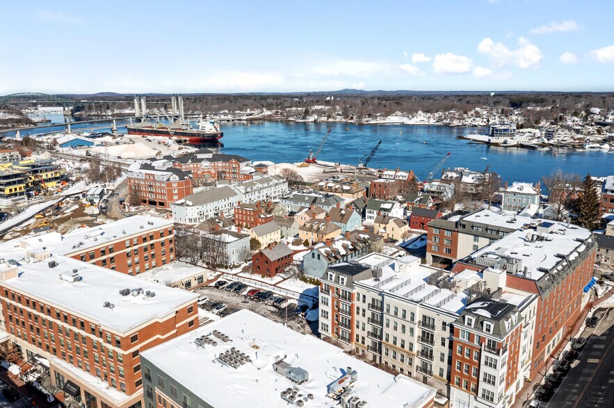 More Photos Of 172 Hanover St, Portsmouth Restaurant For Sale