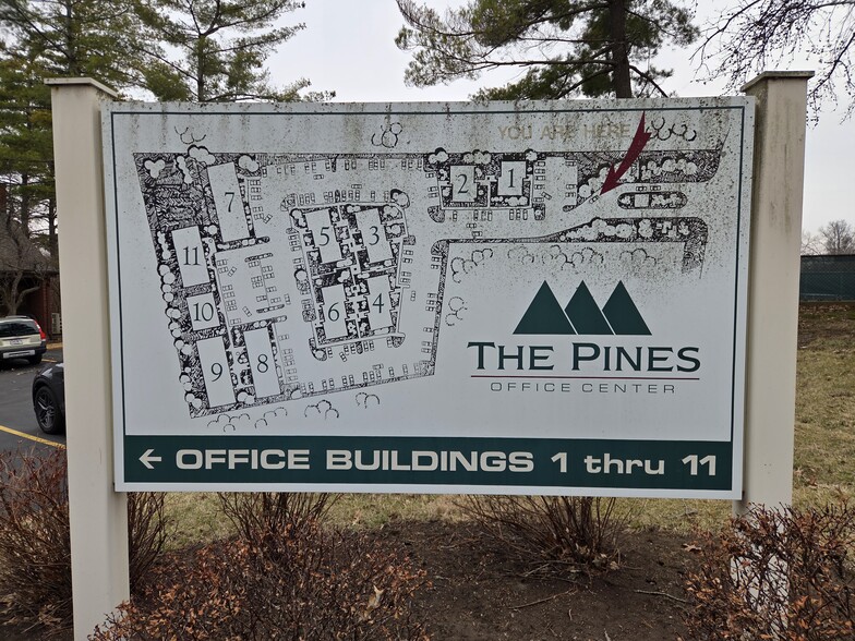 More Photos Of 4 The Pines Ct, Saint Louis Office Residential For Sale