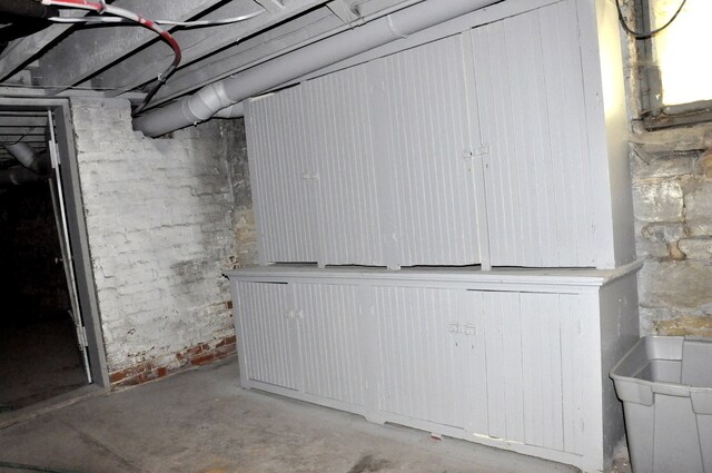 More Photos Of 208 N Park St, Streator Storefront Retail Residential For Sale