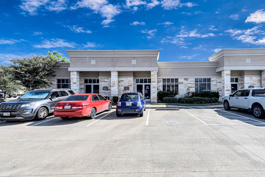 More Photos Of 1526 Katy Gap Rd, Katy Office For Sale