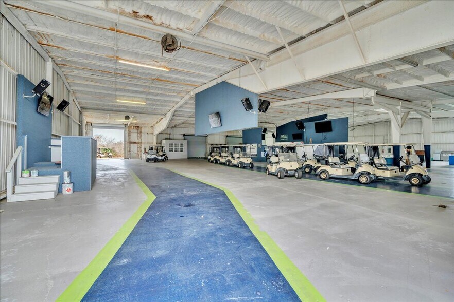 More Photos Of 441 Dunbar Rd, Warner Robins Warehouse For Sale