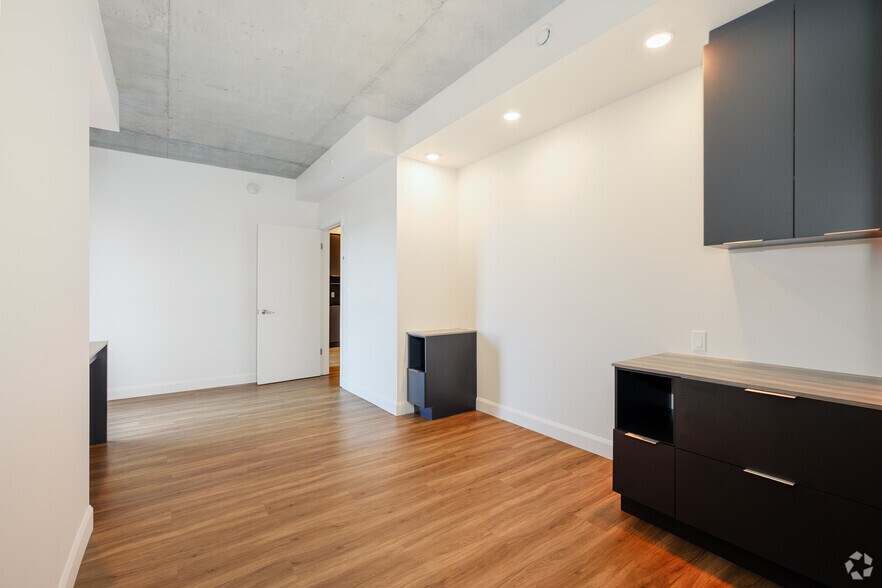More Photos Of 5250 Rue Molson, Montréal Apartments For Lease