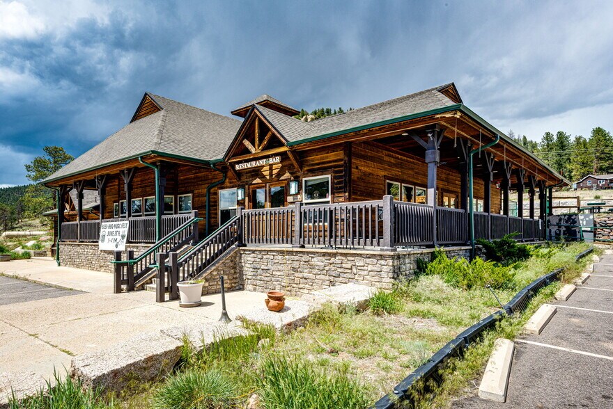 More Photos Of 16940 Pine Valley Rd, Pine Restaurant For Sale