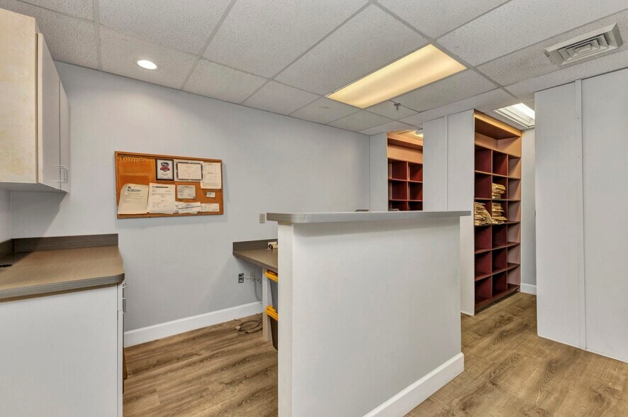 More Photos Of 2525 Harbor Blvd, Port Charlotte Medical For Sale