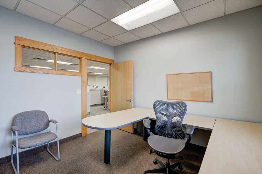 More Photos Of 40 Enterprise Blvd, Bozeman Office For Sale