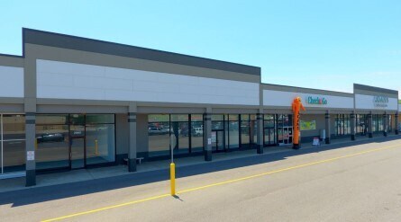 More Photos Of 2906-2992 Center Ave, Essexville Unknown For Lease