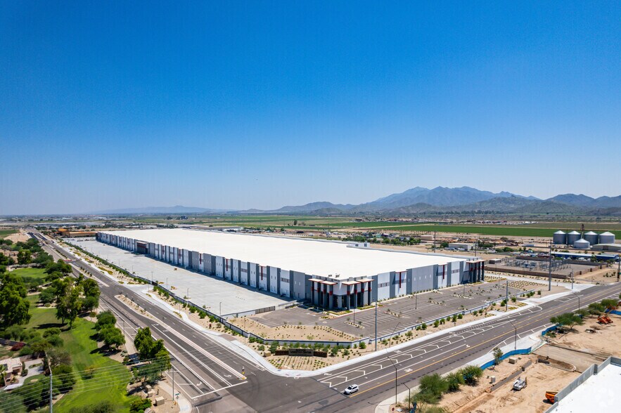 More Photos Of 16155 W Elwood St, Goodyear Distribution For Lease