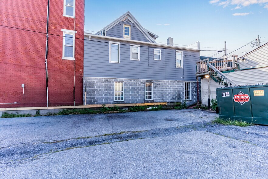 More Photos Of 215 3rd St, New Cumberland Apartments For Sale